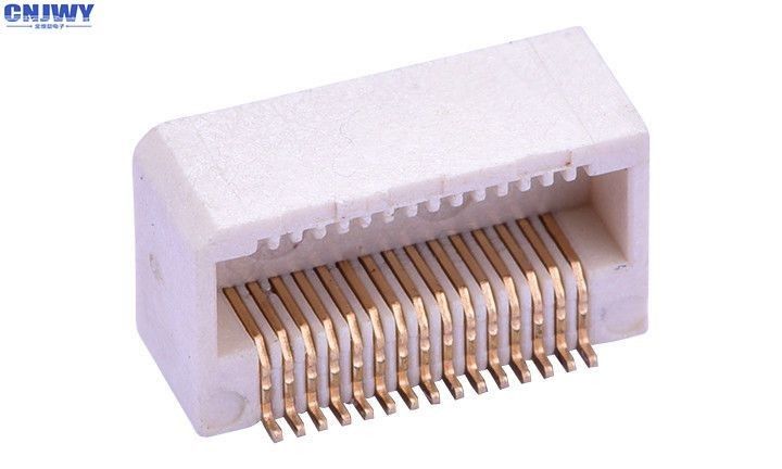Horyzontalny 30PIN PCB Board To Board Connector Siedzenie główne Wysokość 5,0MM